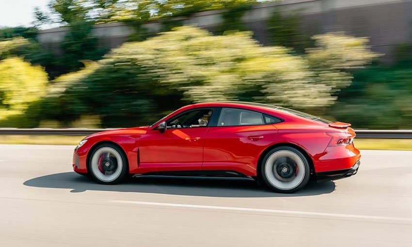 How to Rent a Car at the Airport Terminal?